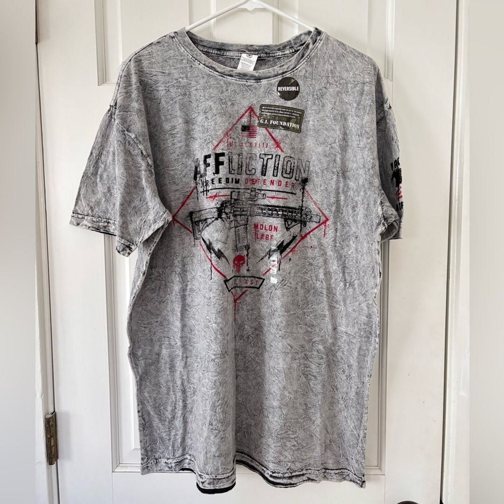 Affliction Men’s Gray Acid-Wash Graphic Tee with Red Accents